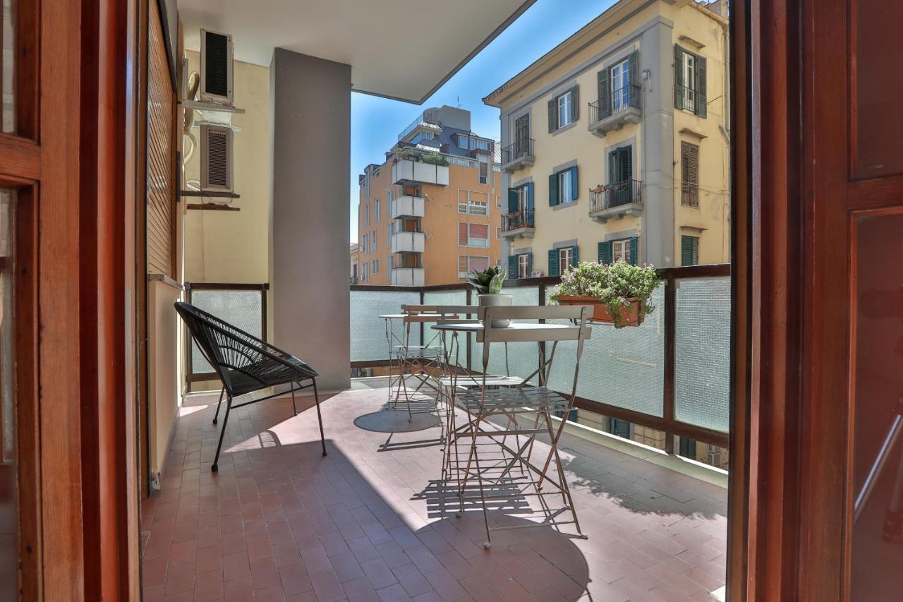 Liberta Central Suites Palermo Bagian luar foto